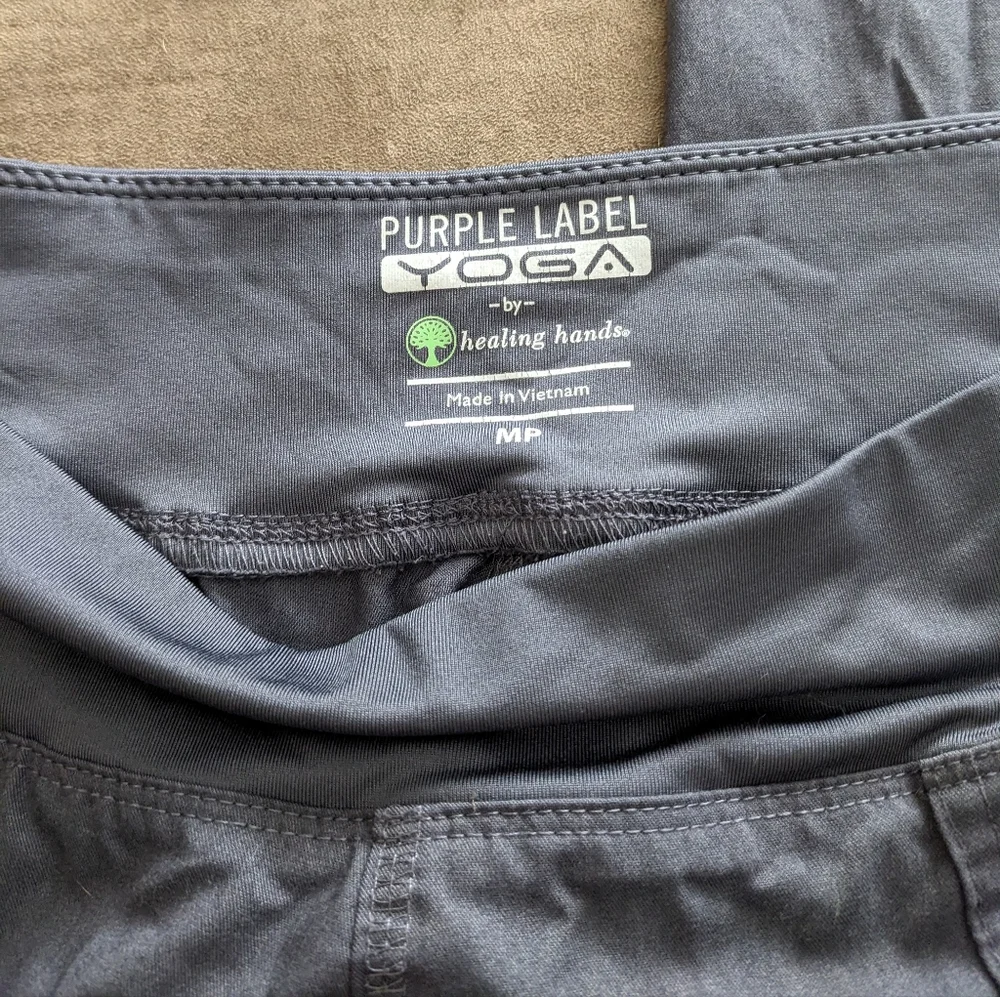 Medium petite pewter healing hands purple label yoga pants scrubs - Picture 2 of 2